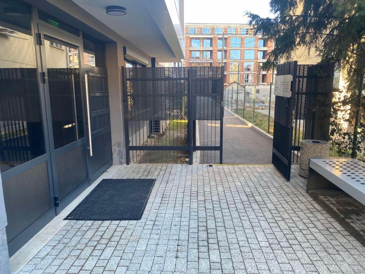7Th Sense Boutique Apartments Sofia Exterior photo