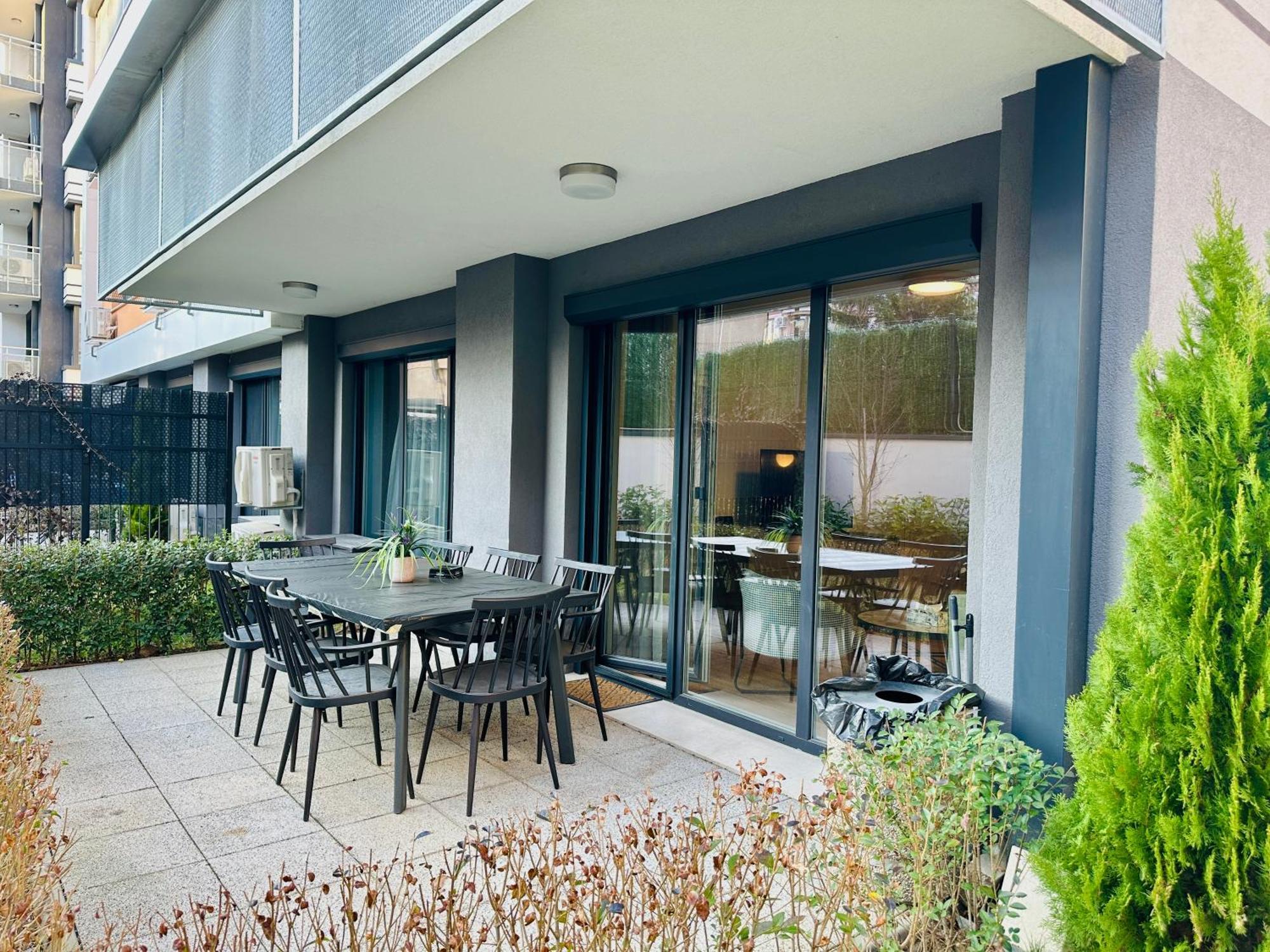 7Th Sense Boutique Apartments Sofia Exterior photo